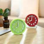 Wecker mit farbiger Batterie - Vignette | TopWecker®